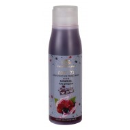 Berry-scented shower gel